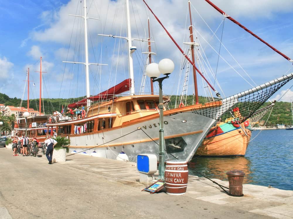 A boat in Vis Town harbour